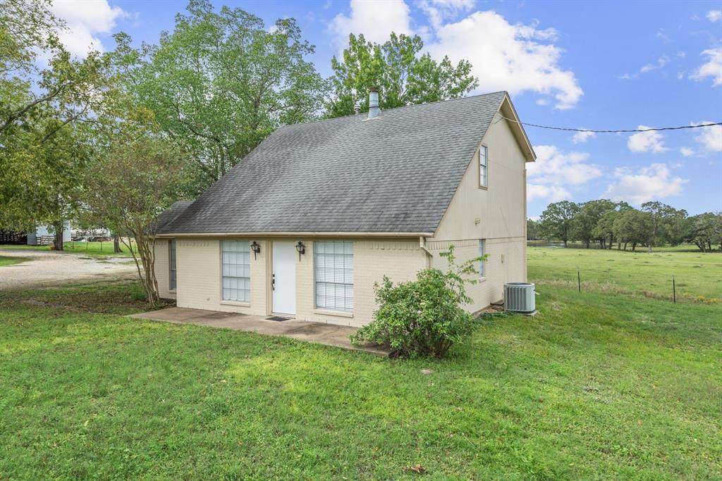 Tract 2 Fm 3060 - Photo 1
