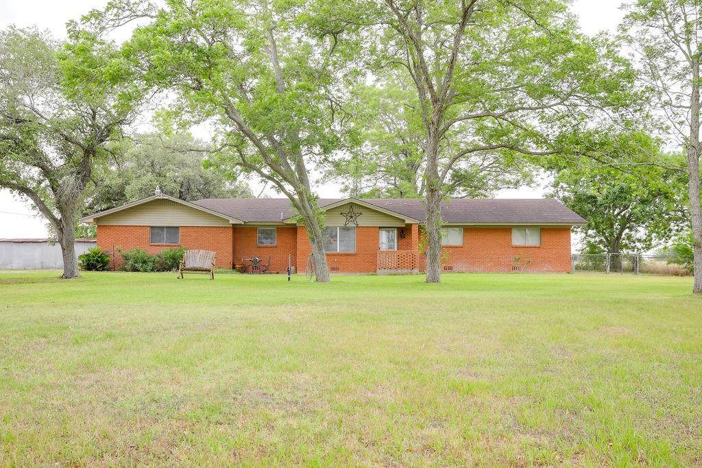 4254 Fm 318 - Photo 1
