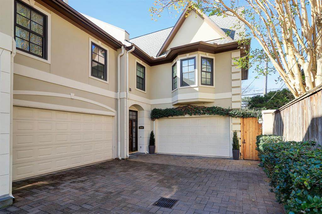 2434 Potomac Drive - Photo 1
