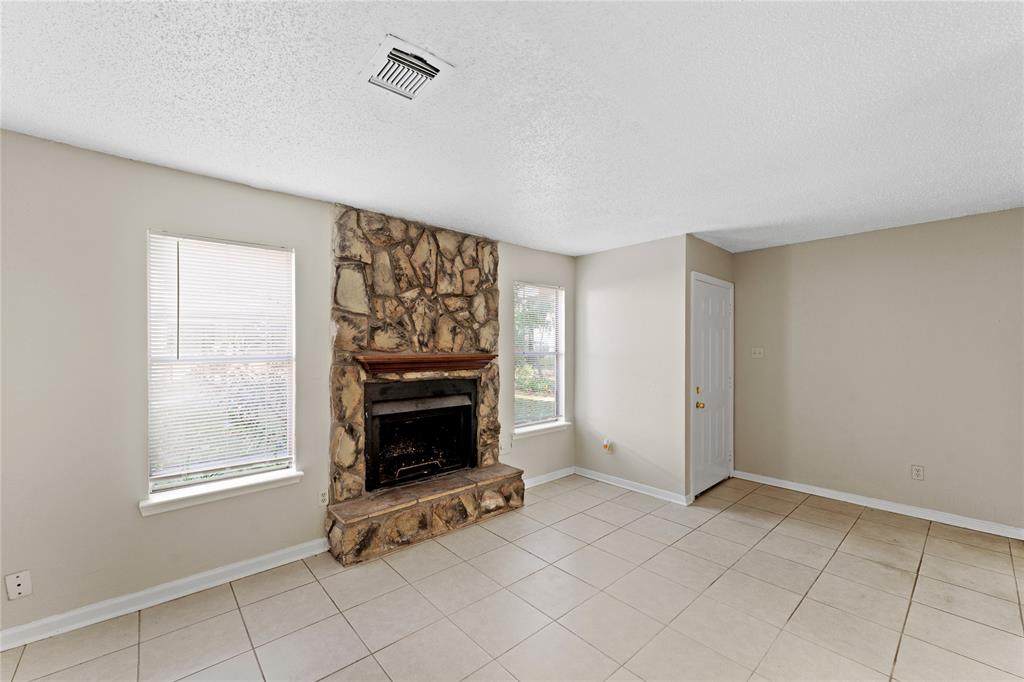 5810 Twisted Pine Court - Photo 1