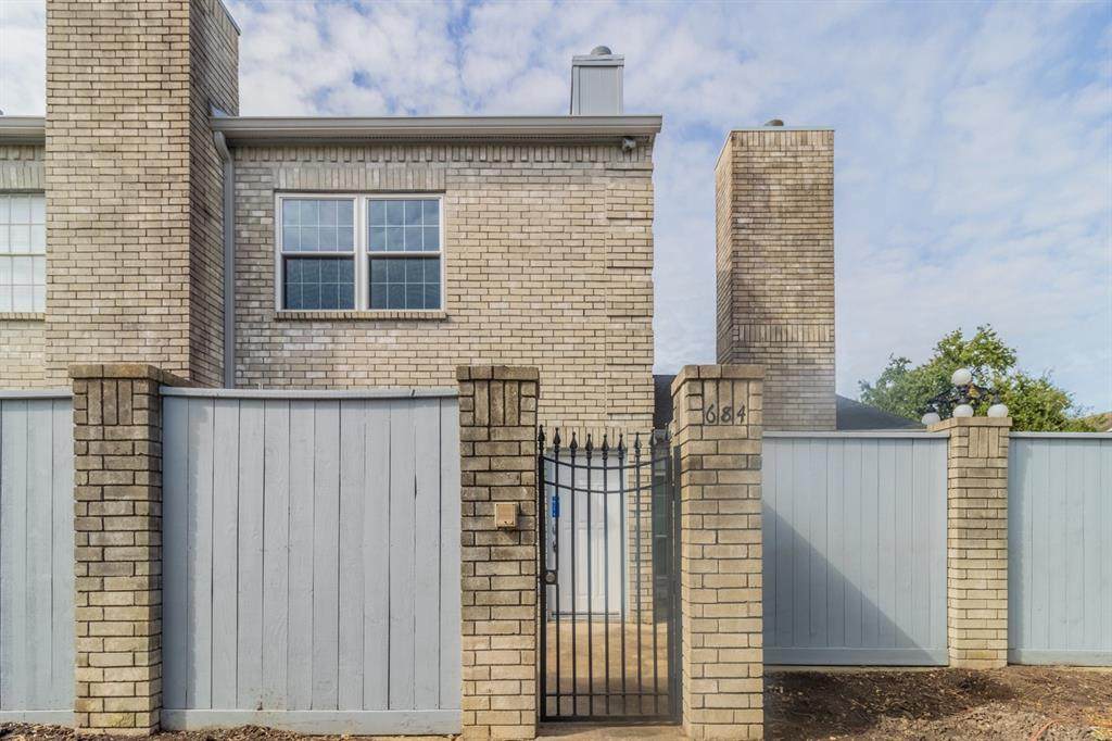684 Wilcrest Drive - Photo 1