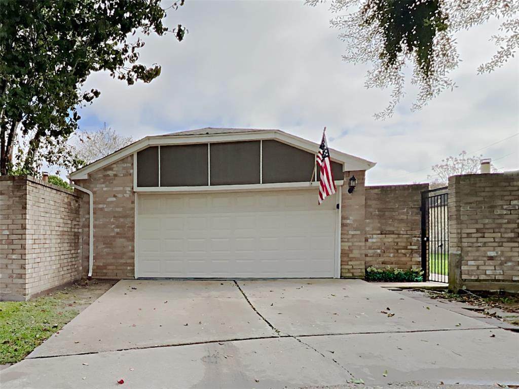 10606 Buffalo Bend Drive - Photo 1