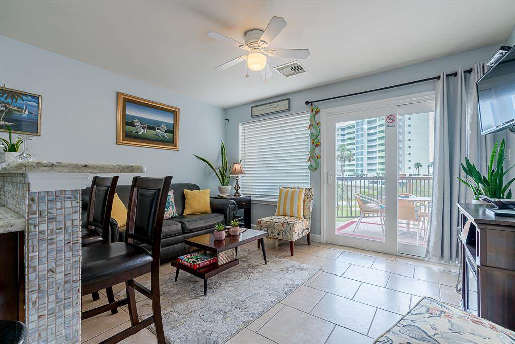 9520 Seawall Boulevard - Photo 1