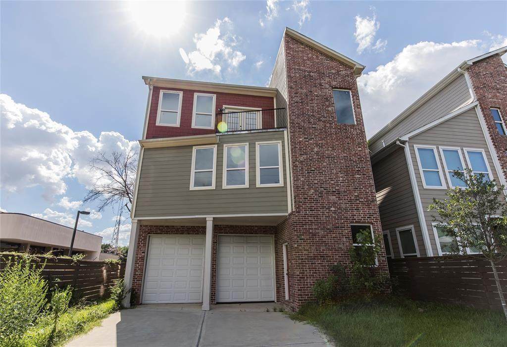 1424 Eddington Street - Photo 1