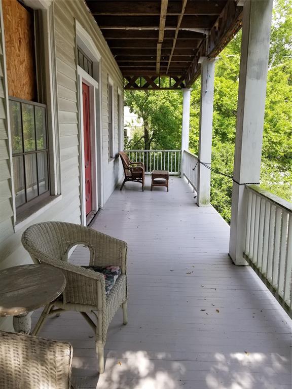 1819 Lubbock Street - Photo 1