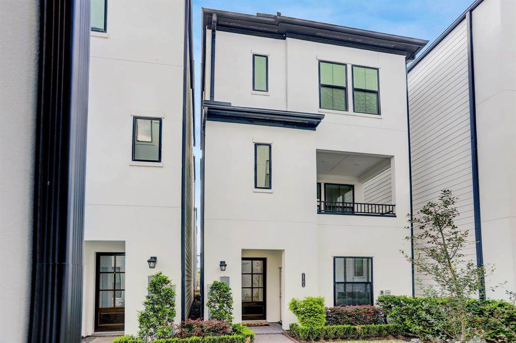 2810 Grand Fountains Drive - Photo 1