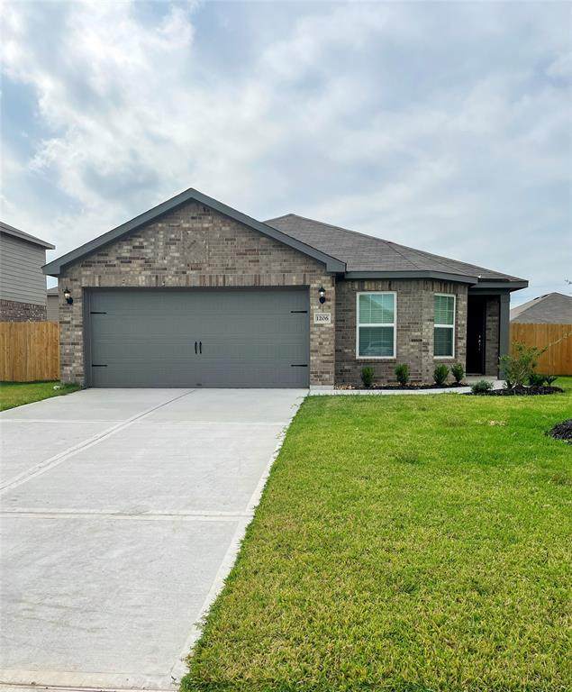 1206 Hollow Stone Drive - Photo 1