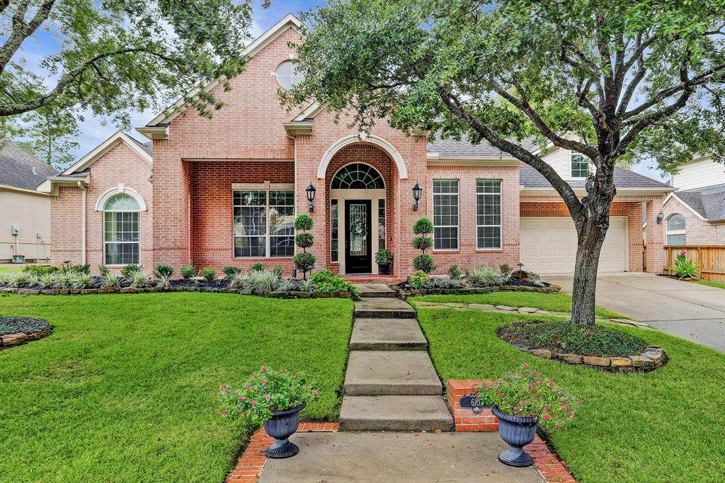 6107 Peachtree Hill Court - Photo 1