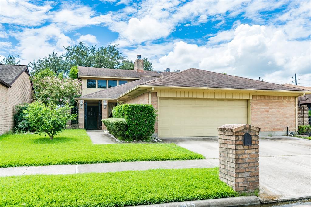 4625 Country Club View - Photo 1