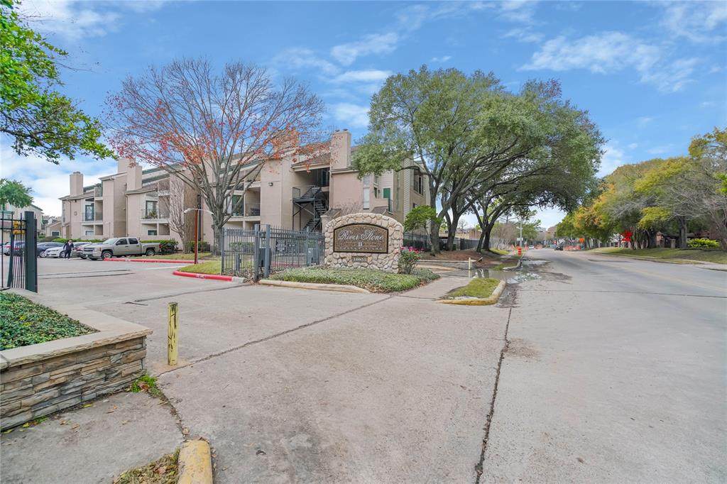 3005 Walnut Bend Lane - Photo 1