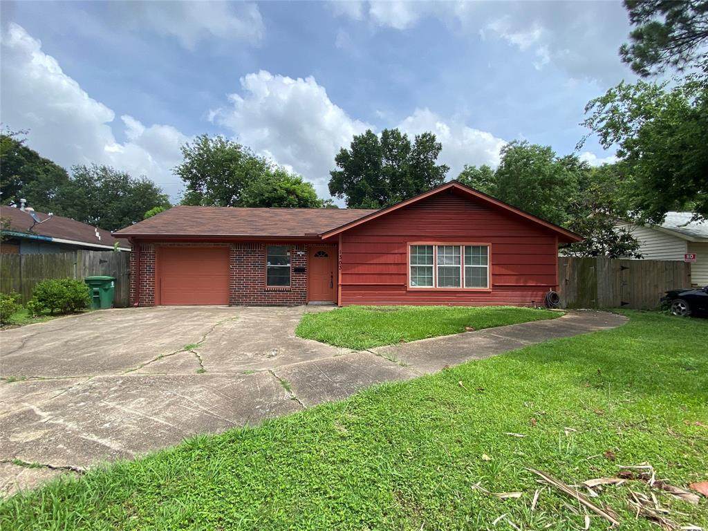 1303 Ruell Street - Photo 1
