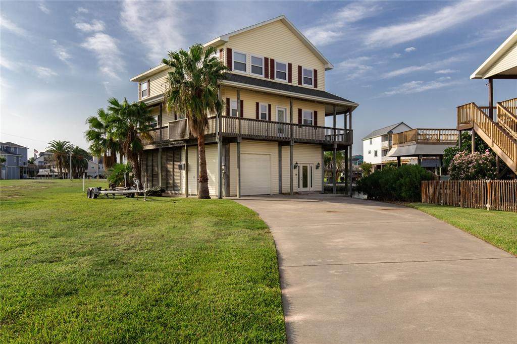 1303 Tiki Drive - Photo 1