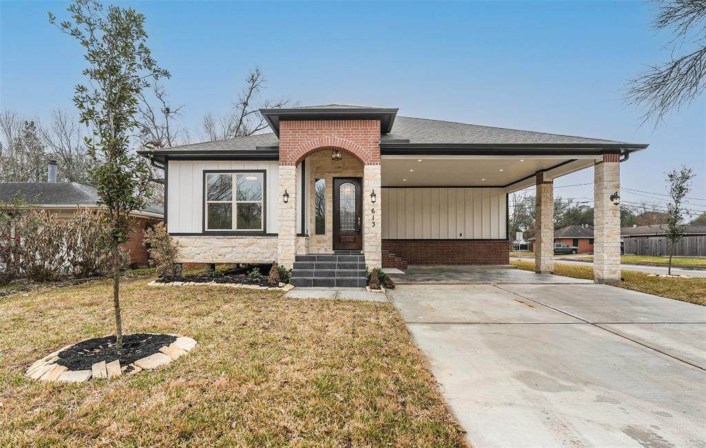 613 Arion Lane - Photo 1