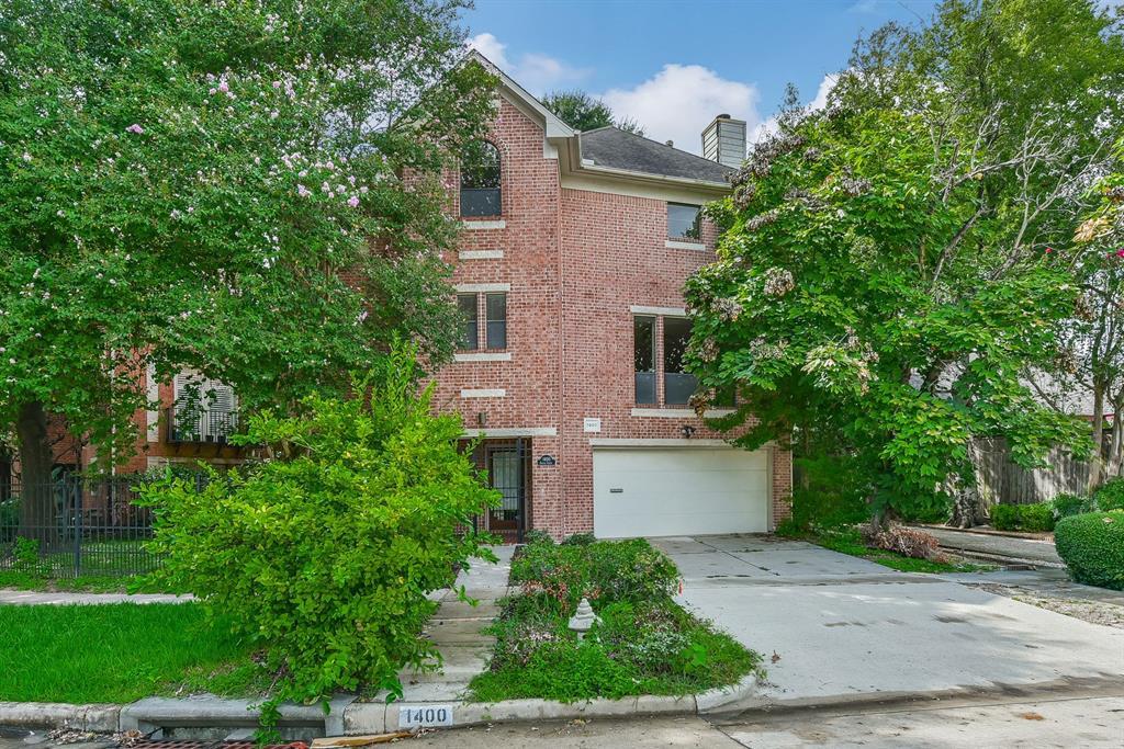 1400 Castle Court - Photo 1