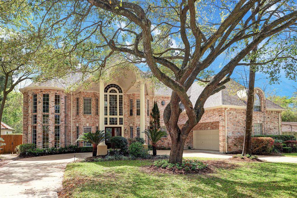 8419 Hunters Creek Drive - Photo 1
