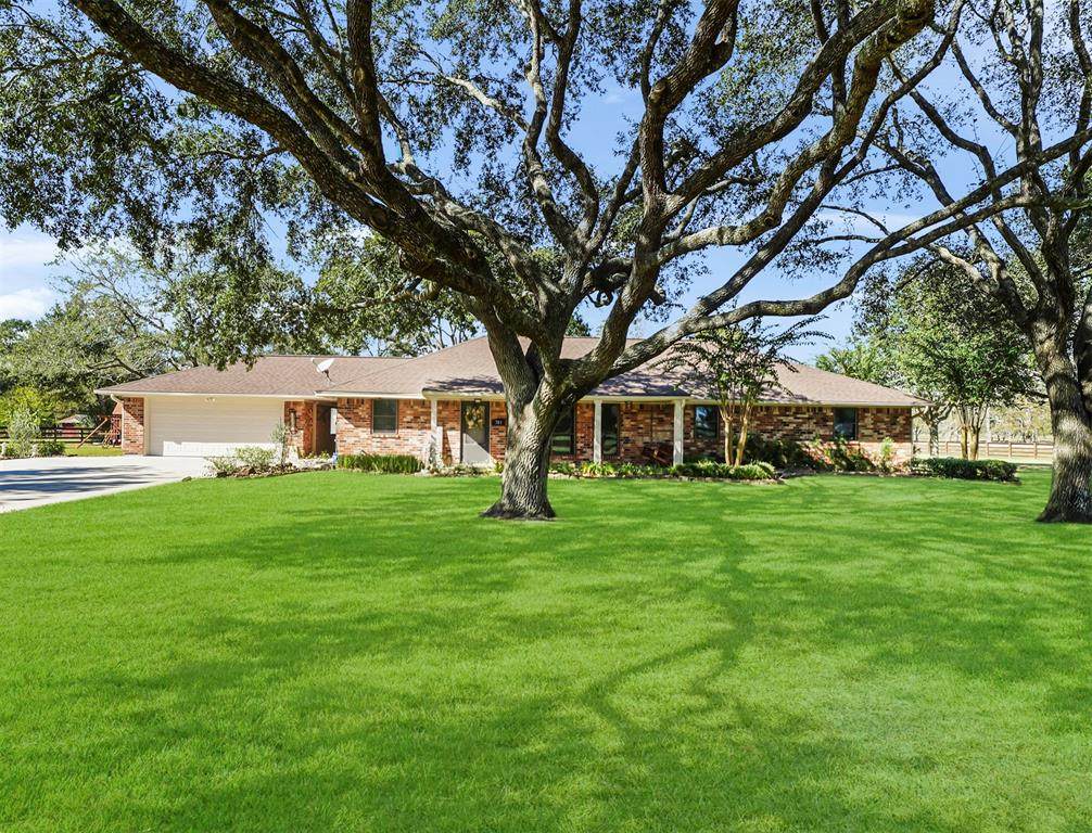 701 Twin Lane - Photo 1