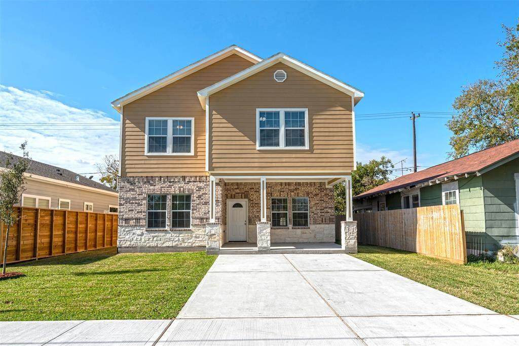 2612 Delafield Street - Photo 1