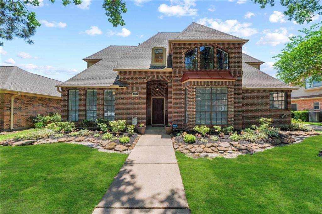 18211 Heaton Drive - Photo 1