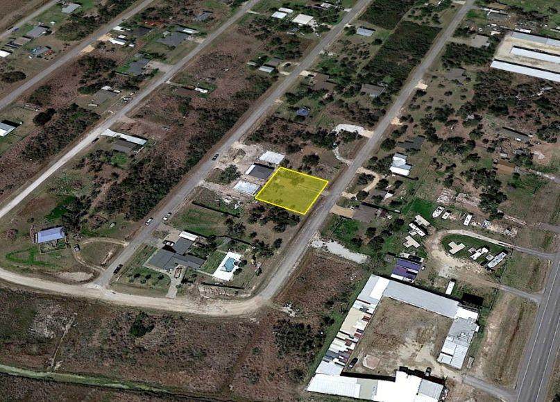 1958 County Road 3405 - Photo 1