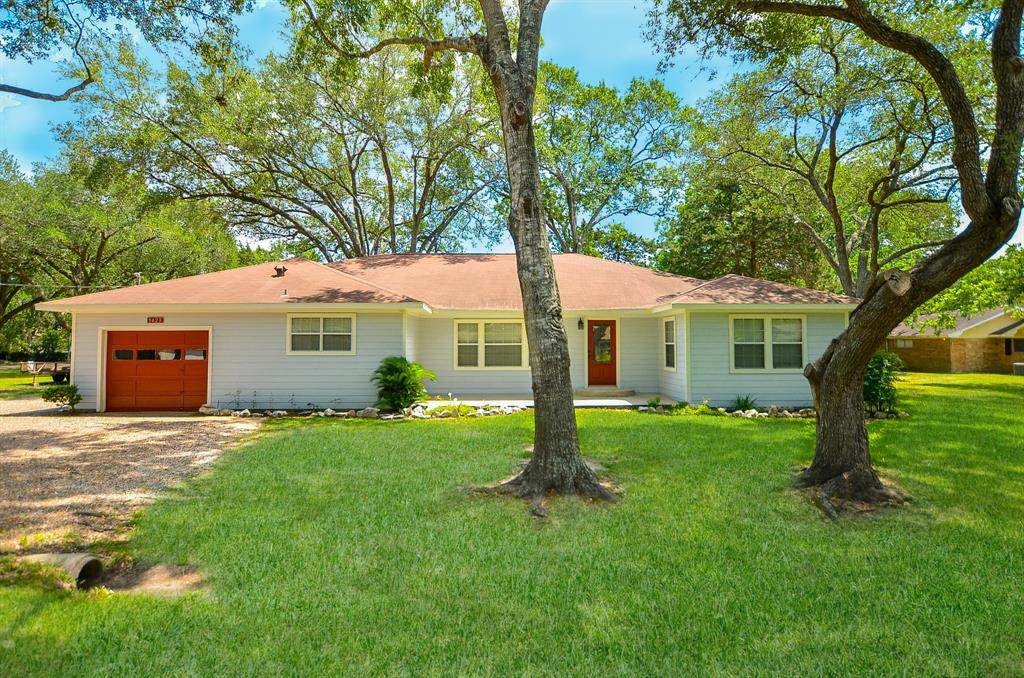 9423 Union Street - Photo 1