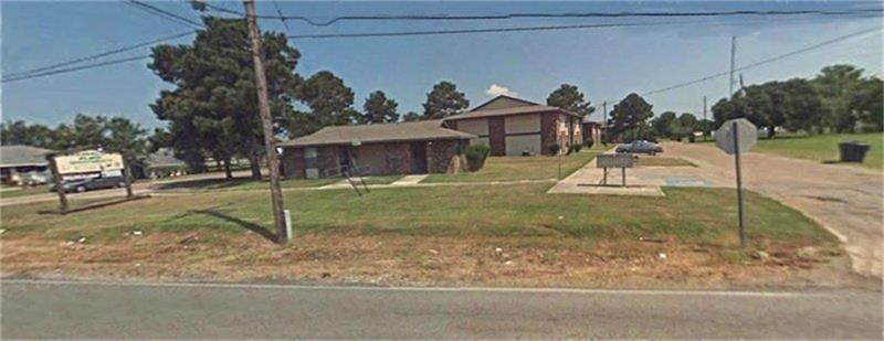 809 8th Street - Photo 1