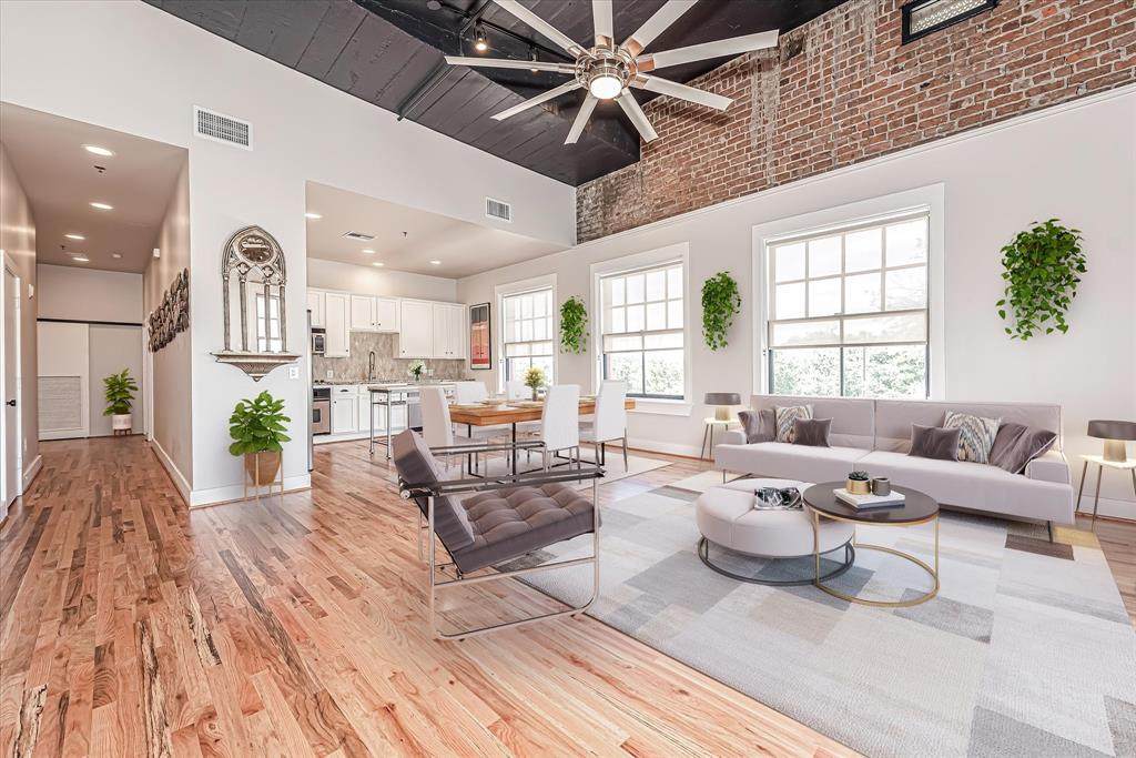 2700 Albany Street - Photo 1