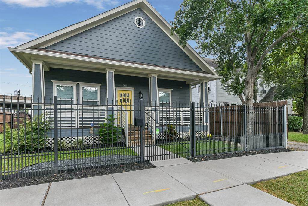 1556 Lombardy Street - Photo 1