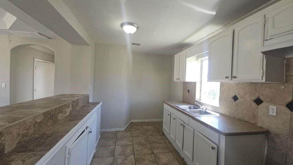 2301 Caplin Street - Photo 1