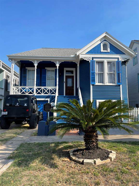 1811 Avenue K - Photo 1