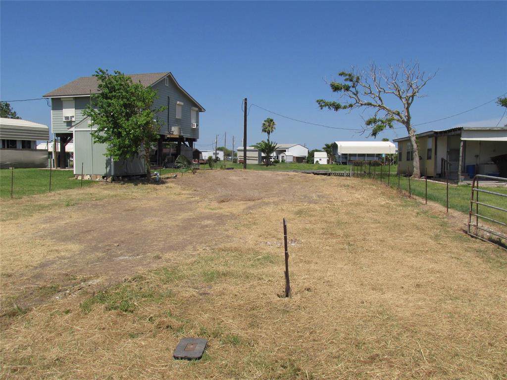 12103 County Road 202 - Photo 1 12103 County Road 202 - Photo 1