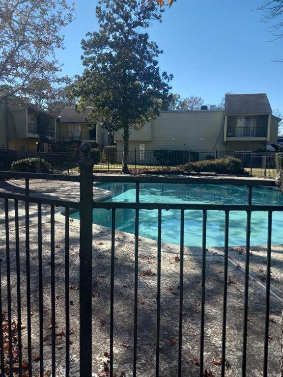 5625 Antoine Drive - Photo 1