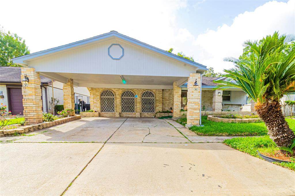 5014 Brisbane Drive - Photo 1