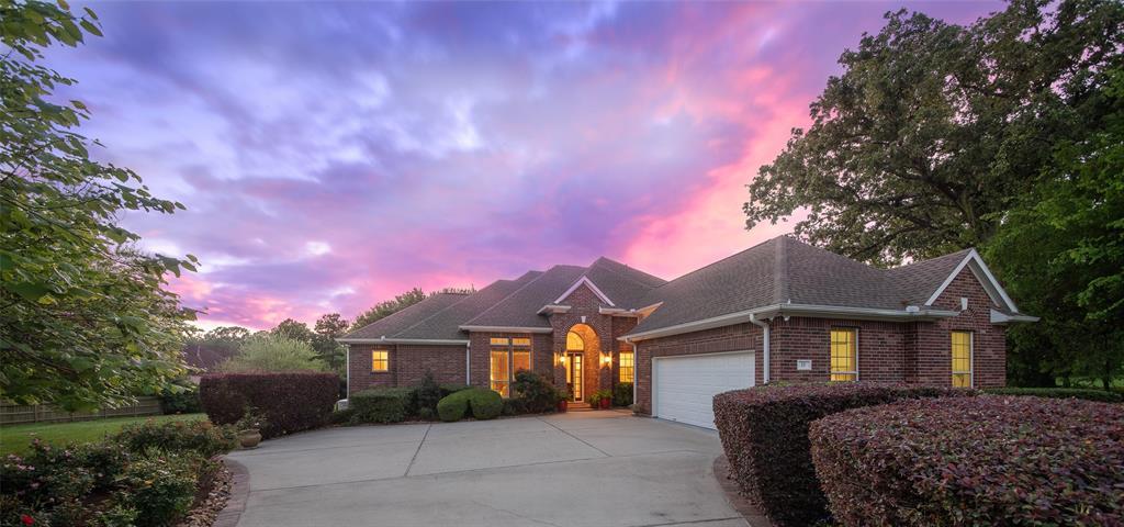 33 Newberry Court - Photo 1