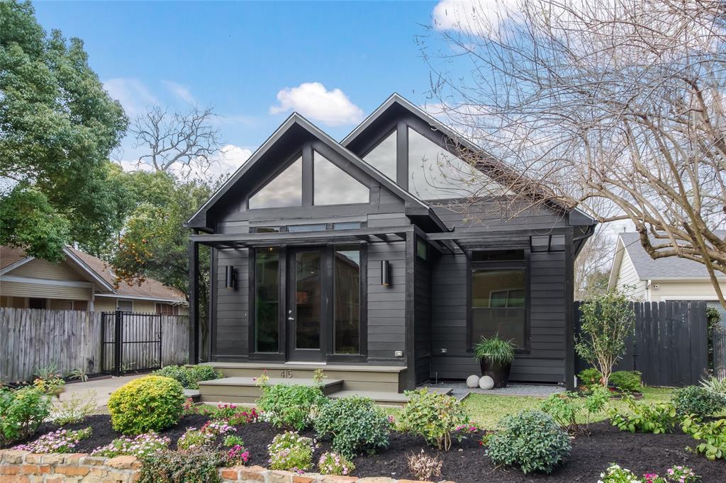 415 Aurora Street - Photo 1