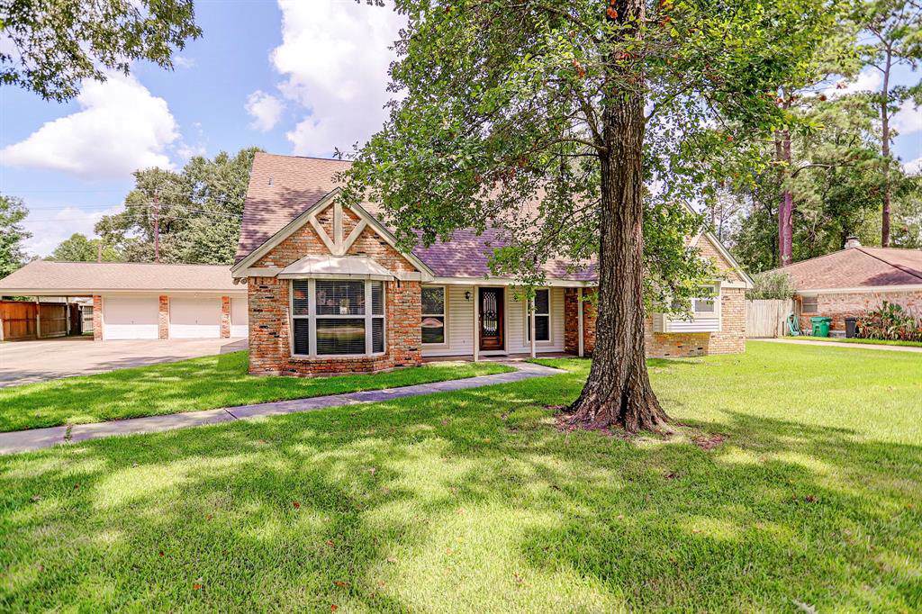211 Woodway Court - Photo 1