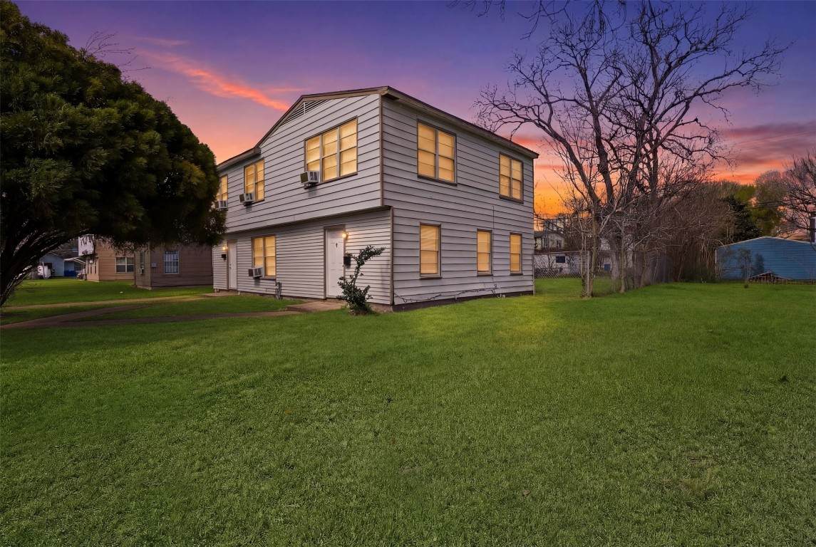 1228 6th Avenue N - Photo 1