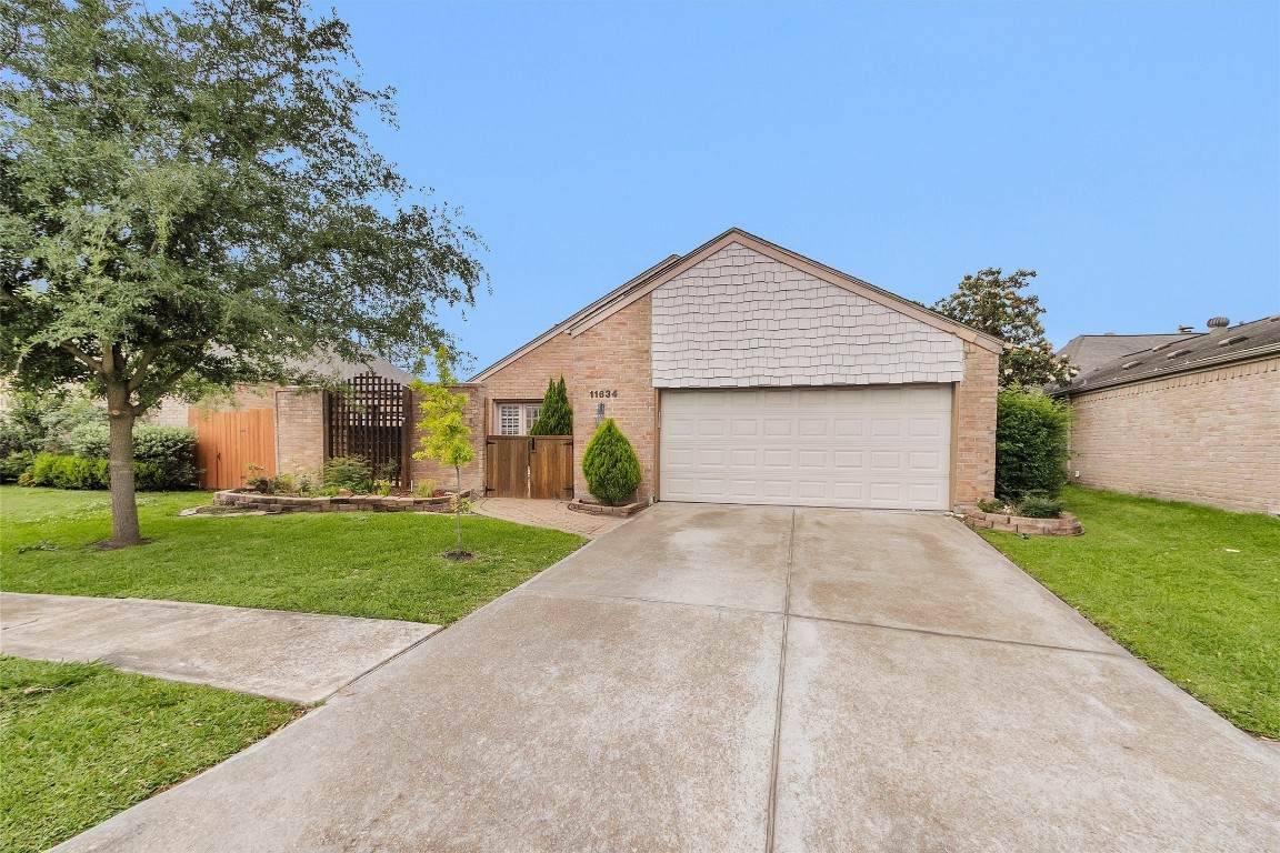 11634 Southlake Drive - Photo 1
