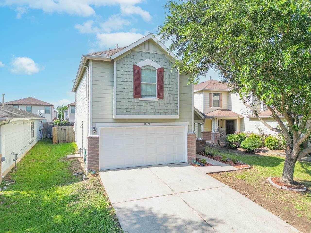 20754 Cypress Crescent Lane - Photo 1