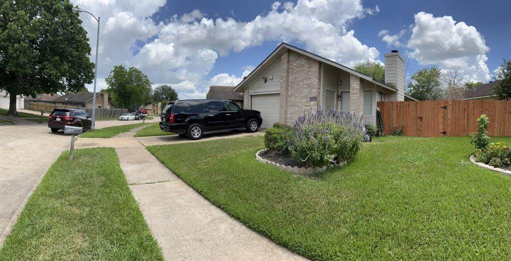 17711 Glenhagen Court - Photo 1