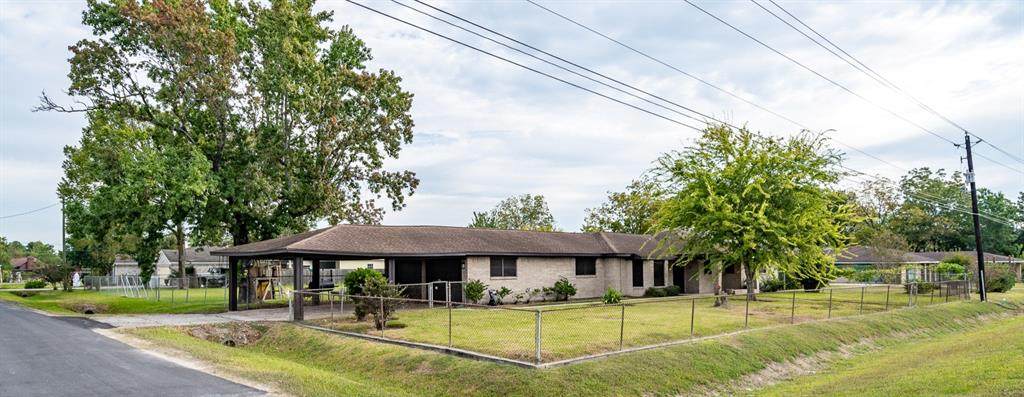 409 Fm 1942 Road - Photo 1