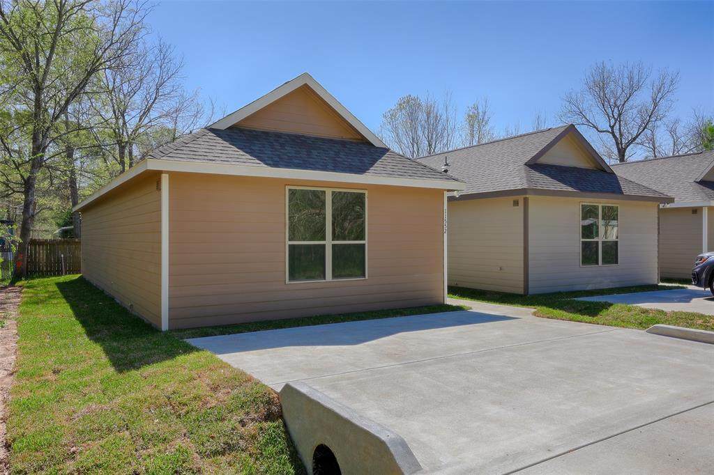 11525 Persimmon Street - Photo 1