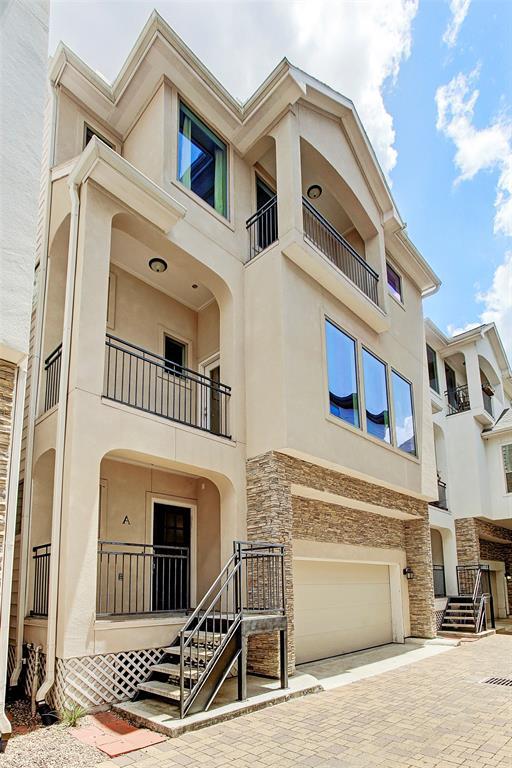 1538 23rd Street - Photo 1