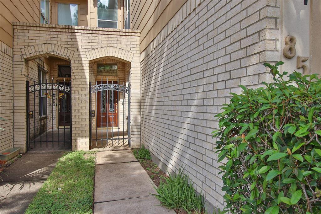 880 Tully Road - Photo 1