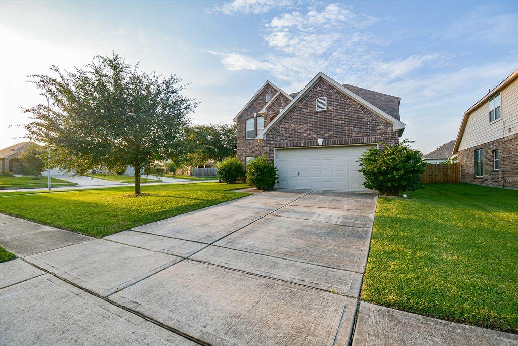 20626 Avery Point Drive - Photo 1
