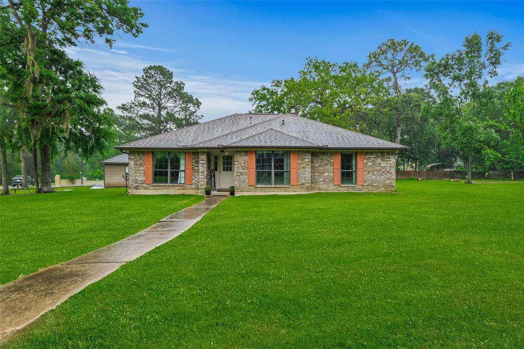 238 Resort Drive - Photo 1