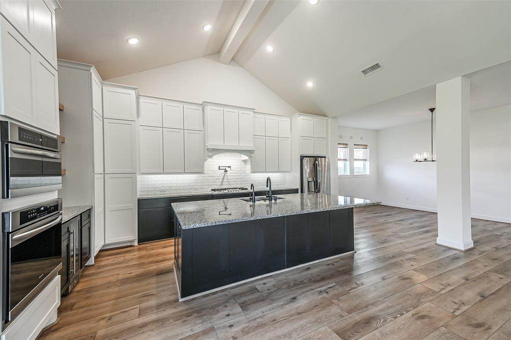 10619 Parkwood Court - Photo 1