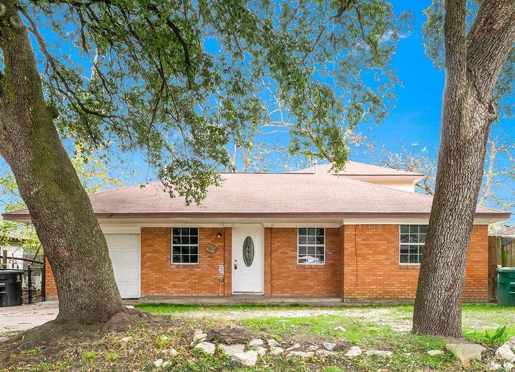 4306 Cornell Street - Photo 1
