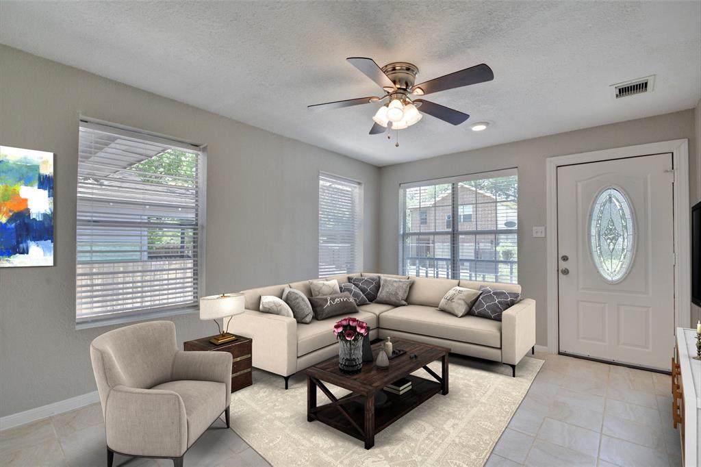 819 37th Street - Photo 1