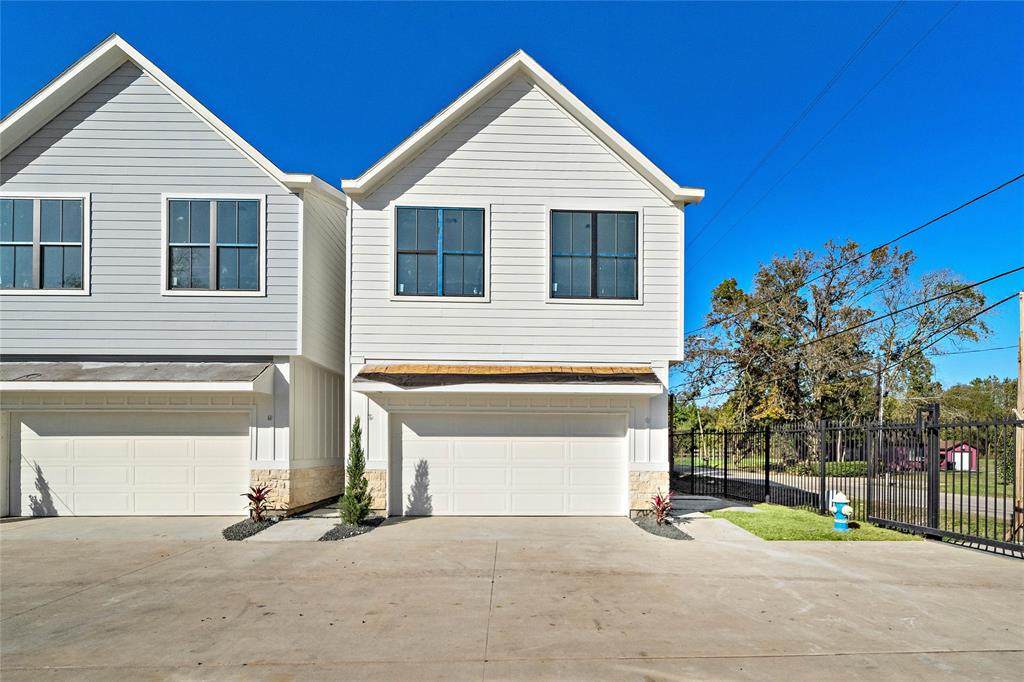 6427 Highland Pines Lane - Photo 1