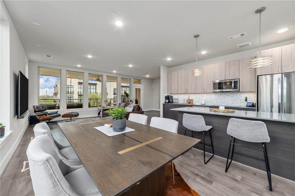 4819 Caroline Street - Photo 1
